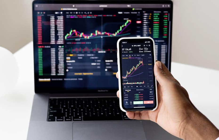 The biggest shifts and trends driving short- and long-term growth in the future Blog 07